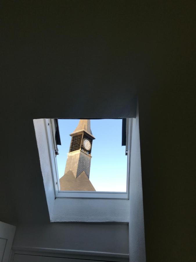 Dans Les Ecuries Du Chateau Bonnelles