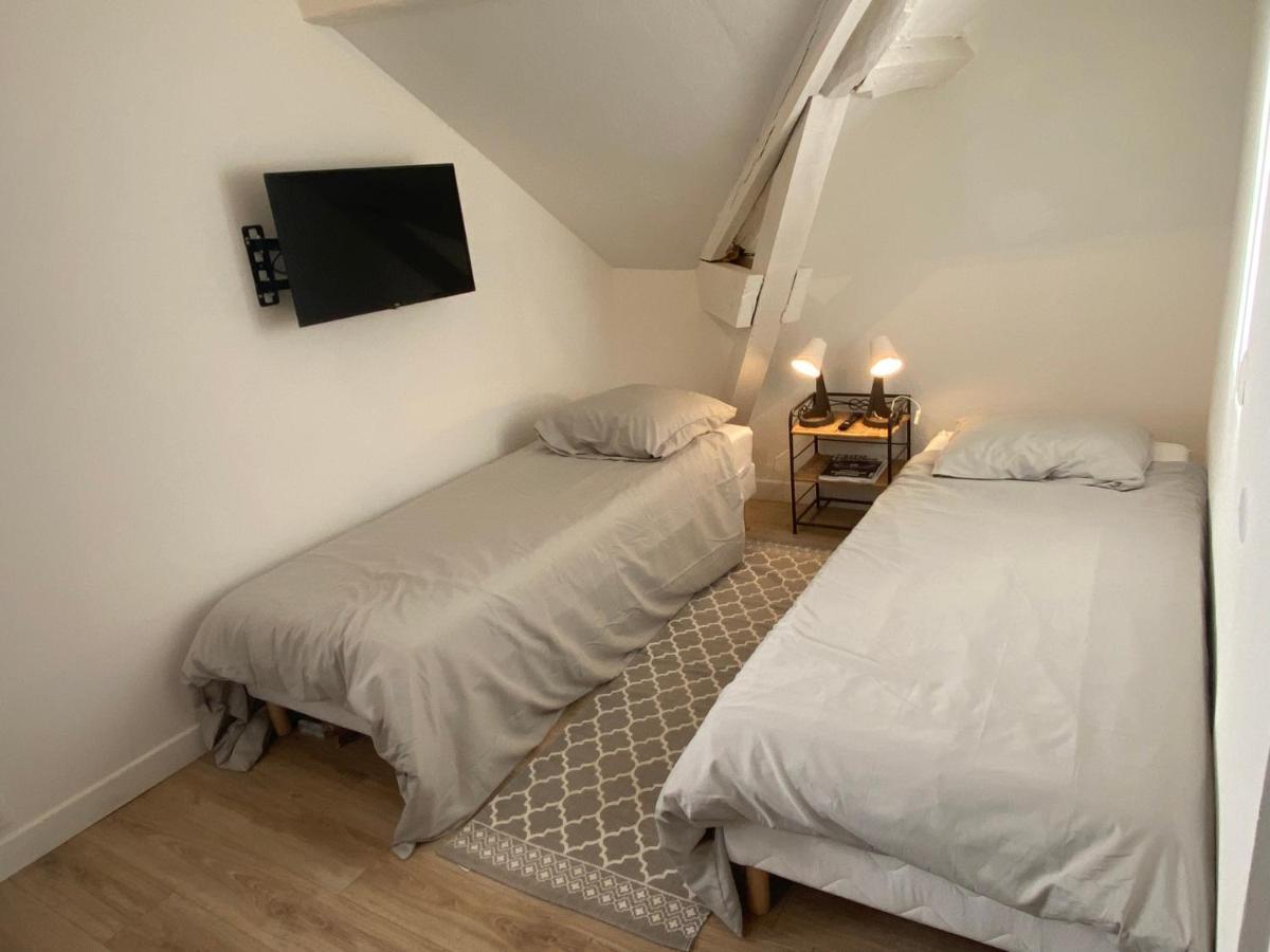 Apartment Dans Les Ecuries Du Chateau Bonnelles